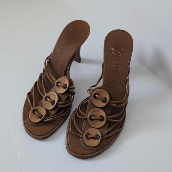 Auth Chanel Brown Leather Strappy Slides Heels Mules Sandals Spellout Size 37 - Picture 2 of 12